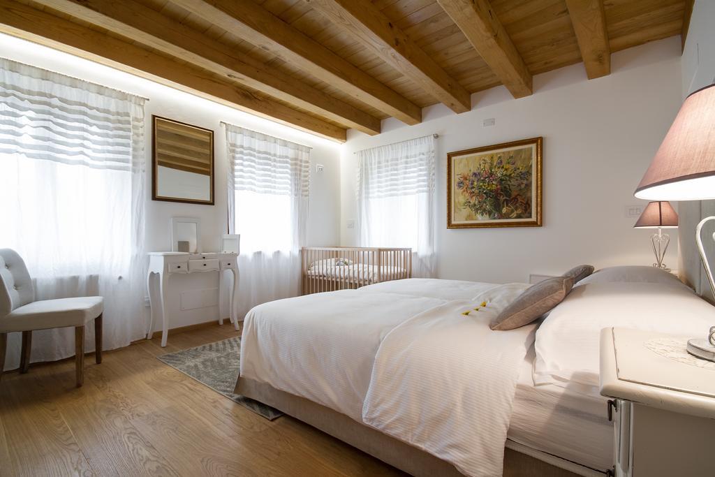 Casa Sittaro Villa Grimacco Room photo